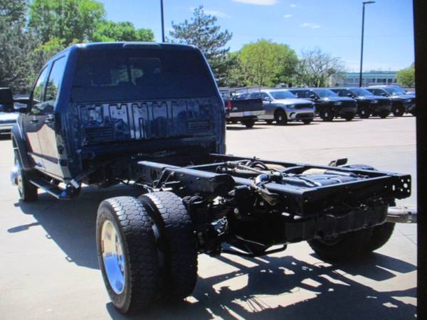 2019 Ford Super Duty F-550 DRW LARAIT 4X4 CREW CAB CHASSIS DIESEL for sale in South Amboy, PA – photo 5