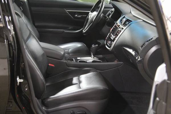2018 Nissan Altima 2.5 SL sedan Black for sale in Benton Harbor, MI – photo 17
