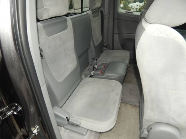 2011 Toyota Tacoma Truck 2WD Access I4 AT Extended Cab for sale in Vancouver, WA – photo 17