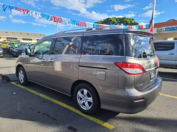 ((ROOM FOR THE FAMILY)) 2017 NISSAN QUEST SV - cars & trucks - by... for sale in Kahului, HI – photo 3