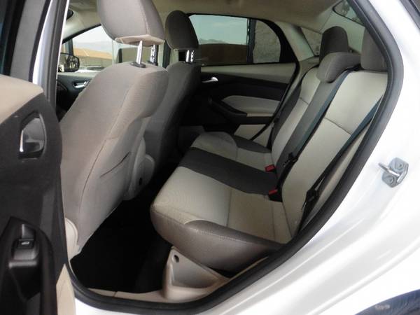 2014 Ford Focus 4dr Sdn SE / LOW MILES / GREAT SELECTION !!!... for sale in Tucson, AZ – photo 10