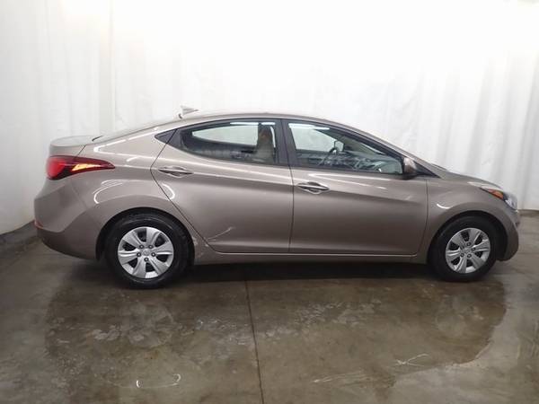 2016 Hyundai Elantra SE - - by dealer - vehicle for sale in Perham, MN – photo 12