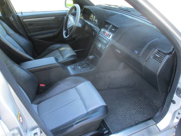 2000 Mercedes Benz C 280 sedan, auto, 6cyl only 109k miles! MINT for sale in Sparks, NV – photo 9