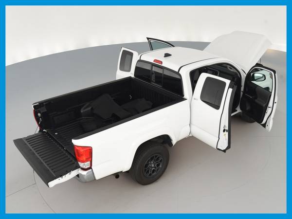 2017 Toyota Tacoma Access Cab SR5 Pickup 4D 6 ft pickup White for sale in Monterey, CA – photo 19