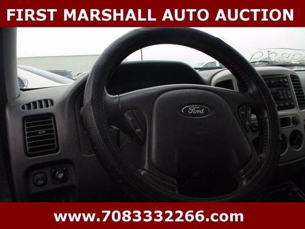 2007 Ford Escape XLT - Auction Pricing - - by dealer for sale in Harvey, IL – photo 4