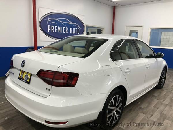 2018 VOLKSWAGEN JETTA SE LOW MILES WE FINANCE - cars & trucks - by... for sale in Palatine, IL – photo 4