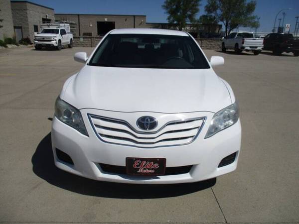 2011 Toyota Camry LE, Beautiful Car! - cars & trucks - by dealer -... for sale in Fargo, ND – photo 3
