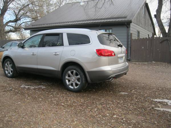 08 Buick Enclave CXL - cars & trucks - by owner - vehicle automotive... for sale in Great Falls, MT – photo 3