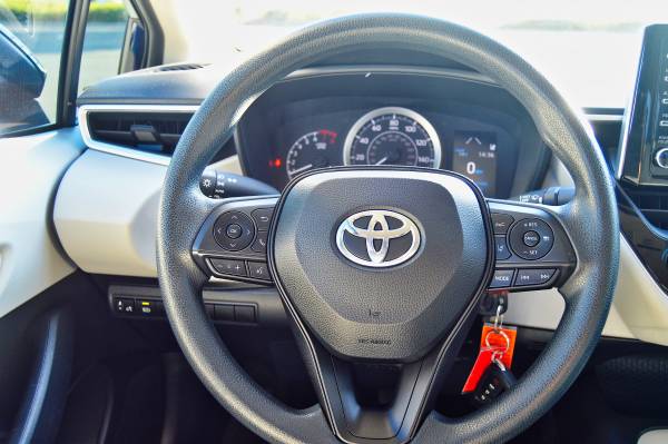 Like New! 2020 Toyota Corolla LE - cars & trucks - by dealer -... for sale in Moreno Valley, CA – photo 14