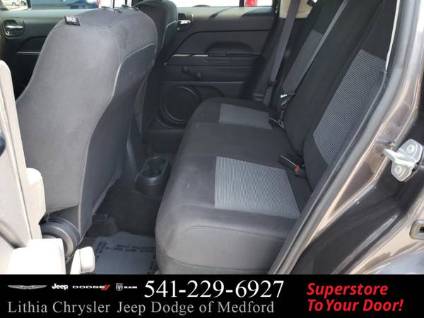2017 Jeep Patriot Sport FWD - - by dealer - vehicle for sale in Medford, OR – photo 14