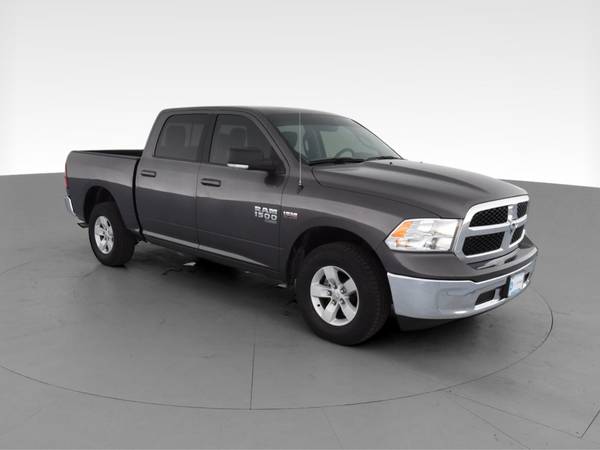 2019 Ram 1500 Classic Crew Cab SLT Pickup 4D 5 1/2 ft pickup Gray -... for sale in Palmdale, CA – photo 15