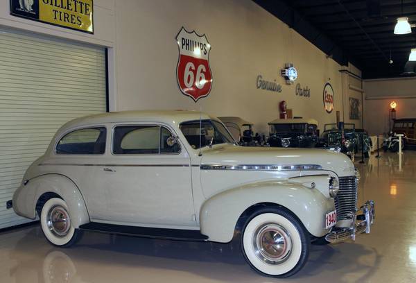 1940 Chevy Special Deluxe 2dr Town Sedan - cars & trucks - by owner... for sale in Edna, TX – photo 2