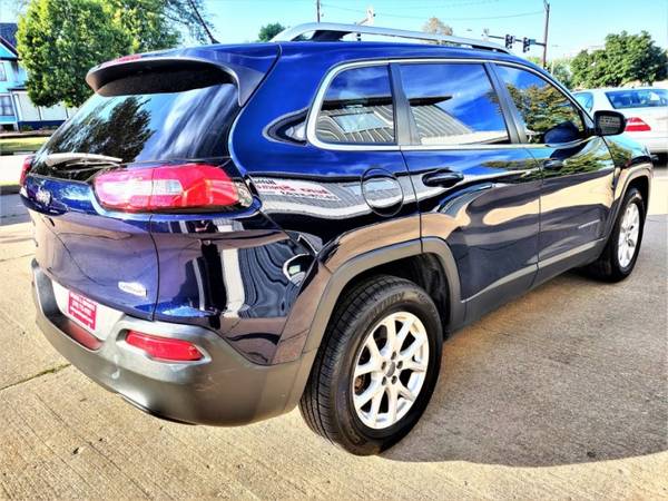 LOW MILES! NEW TIRES! REMOTE START! 2015 JEEP CHEROKEE... for sale in Cedar Rapids, IA – photo 5