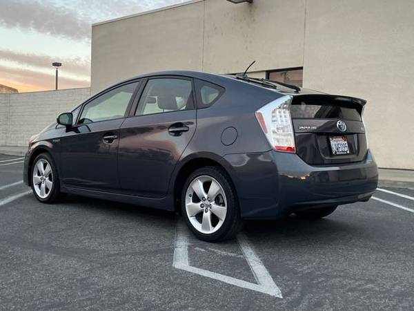 Clean 1 Owner 2010 Toyota Prius V - 76K Miles Tech Pkg Free Warranty for sale in Escondido, CA – photo 13