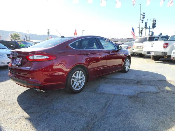 2013 Ford Fusion SE - cars & trucks - by dealer - vehicle automotive... for sale in Twentynine Palms, CA – photo 6