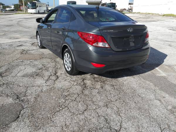 2012 Hyundai Accent GLS - cars & trucks - by owner - vehicle... for sale in Sarasota, FL – photo 3