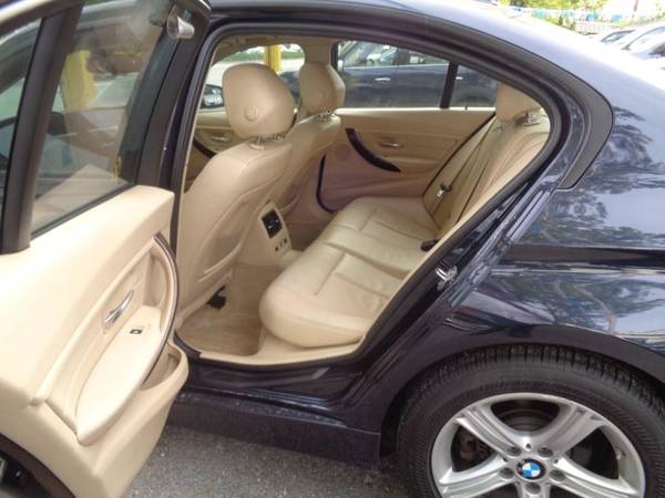 2014 BMW 3 Series 4dr Sdn 328i xDrive AWD SULEV NOBODY GETS TURNED for sale in Elmont, NY – photo 17
