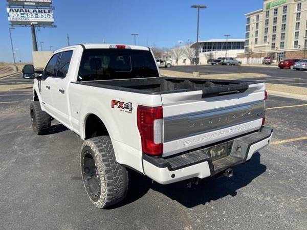 2019 Ford F-250SD Platinum - truck - - by dealer for sale in Ardmore, OK – photo 5