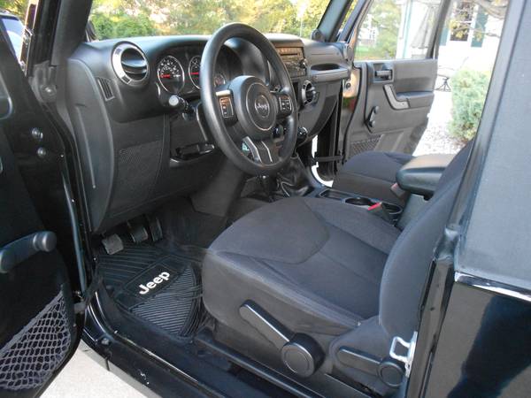 2013 JEEP WRANGLER SPORT V6 ONLY 62,000 MILES EXTRA CLEAN for sale in Macomb, MI – photo 15