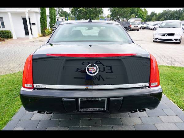 2010 Cadillac DTS Luxury Collection - 1-Owner, Hot and Cool Seats, Tri for sale in Naples, FL – photo 14