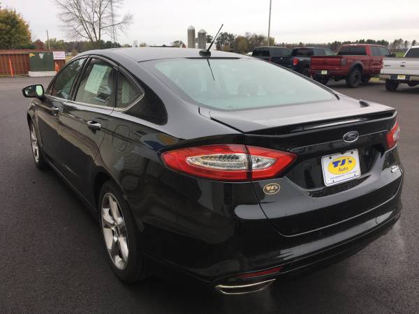16 Ford Fusion All Wheel Drive - cars & trucks - by dealer - vehicle... for sale in Wisconsin Rapids, WI – photo 5