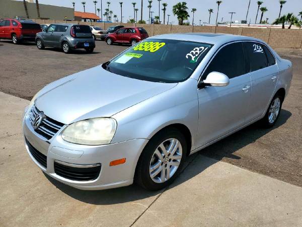 2007 Volkswagen Jetta 2 5L w/Pkg 2 Sunroof FREE CARFAX ON EVERY for sale in Glendale, AZ – photo 2