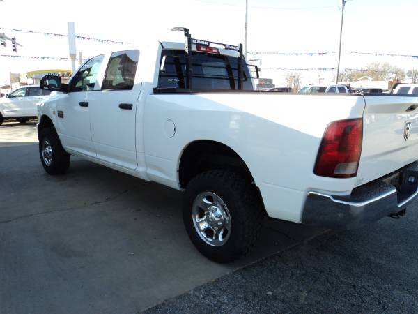 2012 RAM 2500 Crew Cab 4X4 - cars & trucks - by dealer - vehicle... for sale in Topeka, KS – photo 7