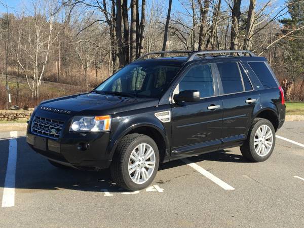 2010 Land Rover LR2 HSE - cars & trucks - by owner - vehicle... for sale in Litchfield, CT – photo 7