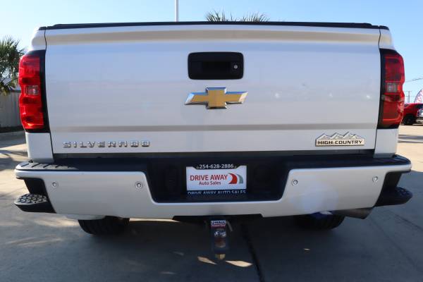COME AND GET IT! 15 CHEVY SILVERADO 1500 HIGH COUNTRY! - cars & for sale in Killeen, TX – photo 5