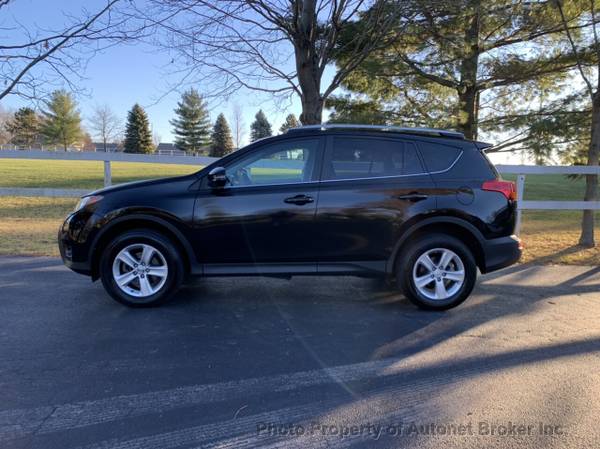 2013 *Toyota* *RAV4* *4WD 4dr XLE*/VERY RELIABLE!WAR - cars & trucks... for sale in Bloomington, IL – photo 2