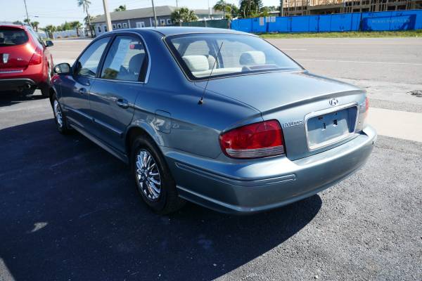 2004 HYUNDAI SONATA - - by dealer - vehicle automotive for sale in Clearwater, FL – photo 5