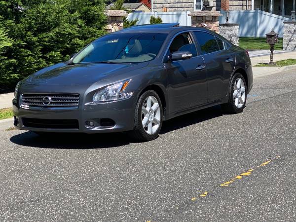 2009 Nissan Maxima, Loaded, Leather, Sunroof - - by for sale in Huntington, NY – photo 2
