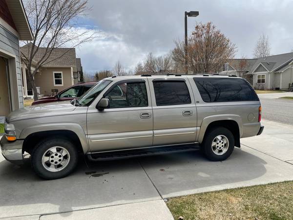 2003 4WD Chevy Suburban - Great Condition for sale in Bozeman, MT – photo 4