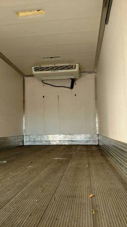 2012 Freightliner M106 Reefer Straight Truck 18 Foot for sale in Fond Du Lac, WI – photo 18