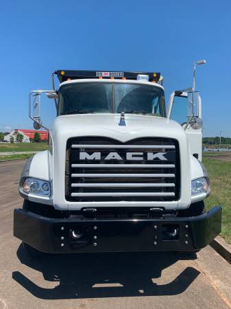 2017 Mack GU813 Dump Truck - $132,500 for sale in Jasper, GA – photo 5