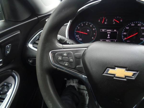 2018 Chevy Chevrolet Malibu LT Power Seat Windows Locks IPOD MP3 for sale in Hampton Falls, NH – photo 15
