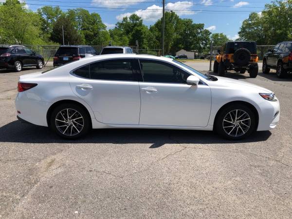 Lexus ES 350 4dr Sedan Clean Loaded Sunroof Leather Rear Camera V6 for sale in Hickory, NC – photo 6