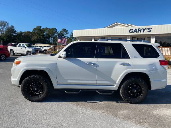 2012 TOYOTA 4RUNNER SR5 4X4 - cars & trucks - by dealer - vehicle... for sale in Sneads Ferry, NC – photo 3