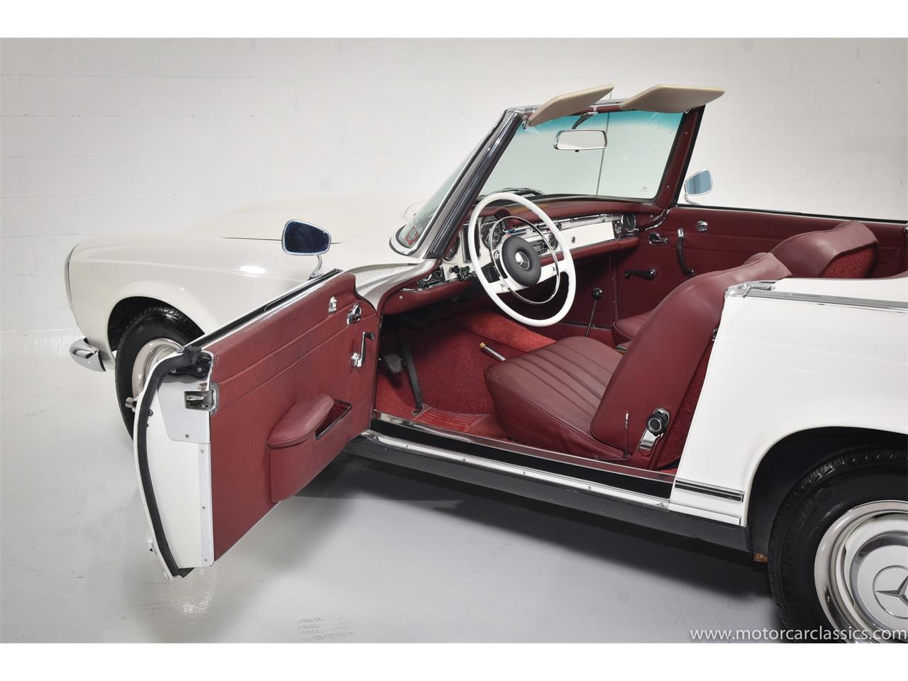 1963 Mercedes-Benz 230SL for sale in Farmingdale, NY – photo 24