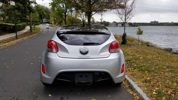 2012 Hyundai Veloster Manual 3dr Cpe for sale in Great Neck, CT – photo 18