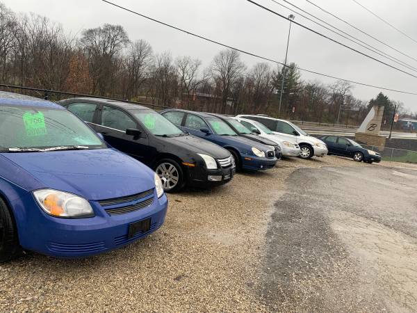 CARS STARTING AT $300 DOWN! - cars & trucks - by dealer - vehicle... for sale in Westerville, OH – photo 4