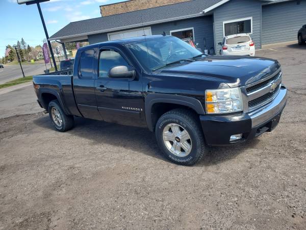 2008 Chevy Silverado 1500 LT 4x4 - - by dealer for sale in Proctor, MN – photo 3