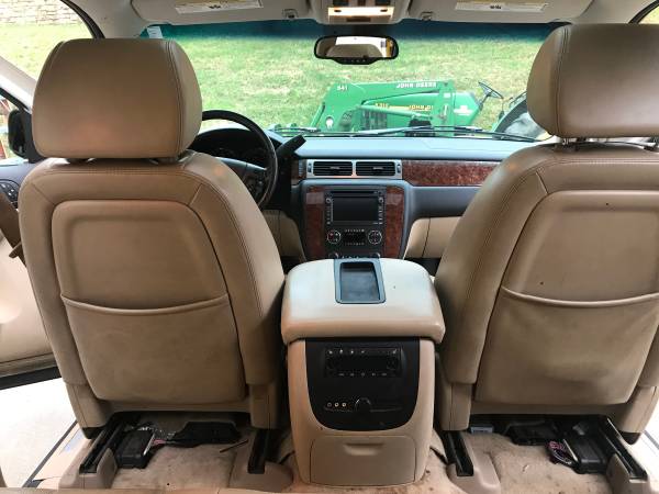 2007 Chevy Tahoe LTZ 4WD - cars & trucks - by owner - vehicle... for sale in Earlysville, VA – photo 21