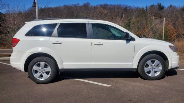 2015 Dodge Journey SE - - by dealer - vehicle for sale in Eau Claire, WI – photo 4