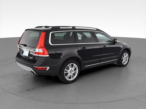 2016 Volvo XC70 T5 Platinum Wagon 4D wagon Black - FINANCE ONLINE -... for sale in Covington, OH – photo 11