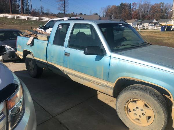 1995 Chevy Pickup 4x4 - cars & trucks - by owner - vehicle... for sale in Colonial Heights, VA – photo 2
