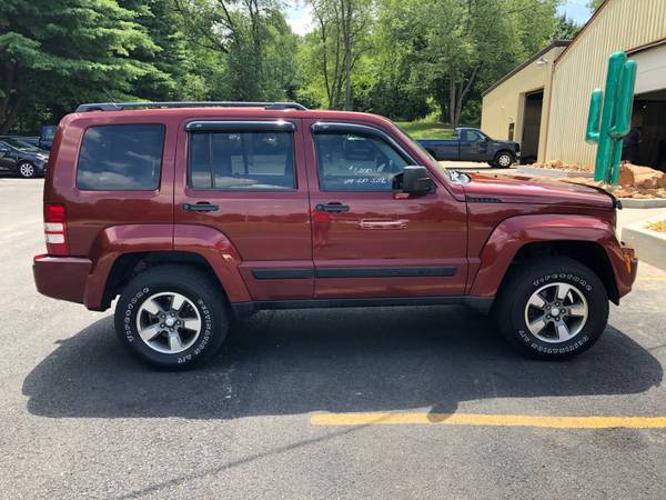 2008 JEEP LIBERTY 4X4 - cars & trucks - by dealer - vehicle... for sale in Mansfield, OH – photo 3