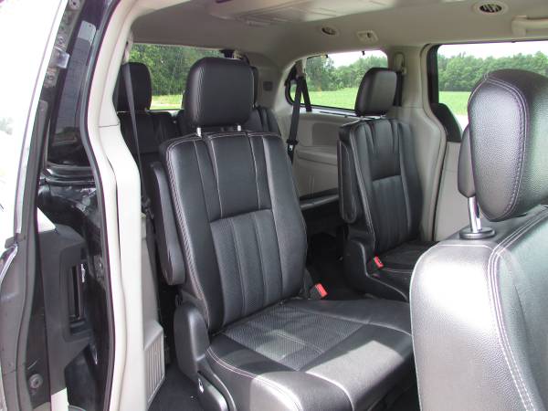 2015 CHRYSLER TOWN & COUNTRY TOURING L for sale in BUCYRUS, OH – photo 18