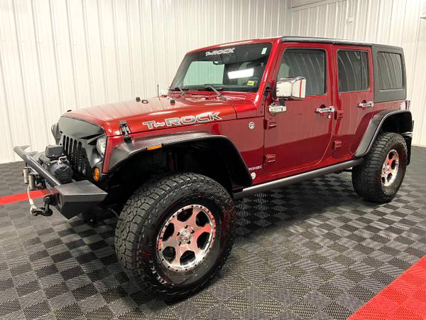2011 Jeep Wrangler Unlimited Custom Lifted Sport 4x4 suv Maroon for sale in Branson West, AR – photo 6