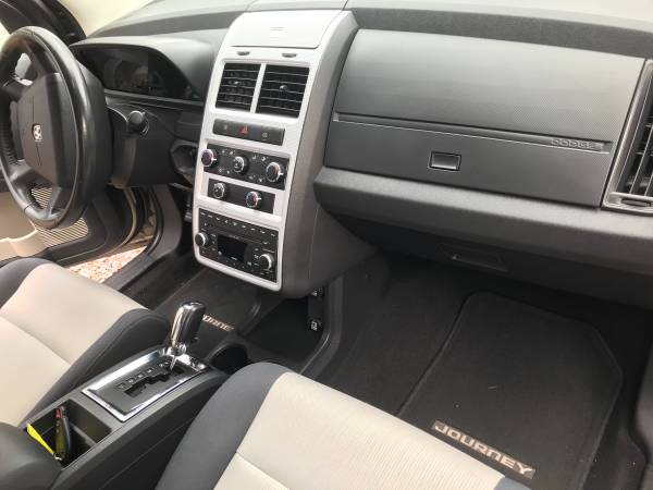 2009 Dodge Journey SXT three rows Only 59 k!!Mint - cars & trucks -... for sale in madison, CT – photo 15